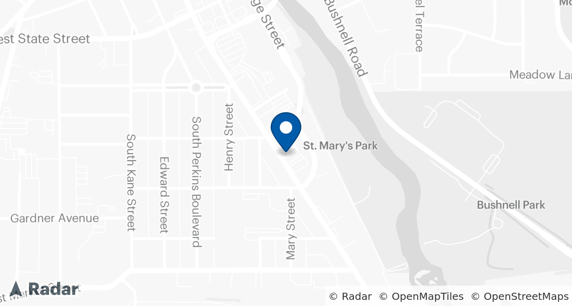 Map of Dairy Queen Location:: 324 S Pine St, Burlington, WI, 53105-2235